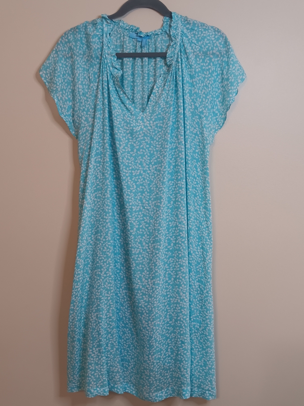 Draper James RSVP Blue Leaf Print Ruffle V-Neck Shift Dress Size L Lined